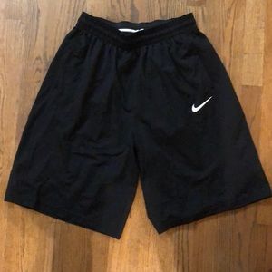Men’s Nike shorts. Black